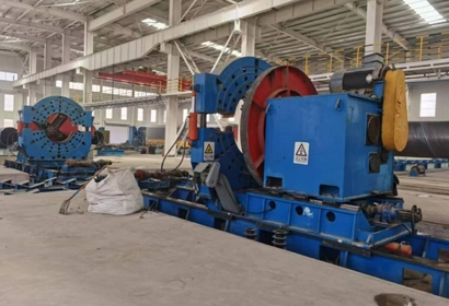 The end facing beveling machine has been successfully installed. Machine model: 400-1620 mm